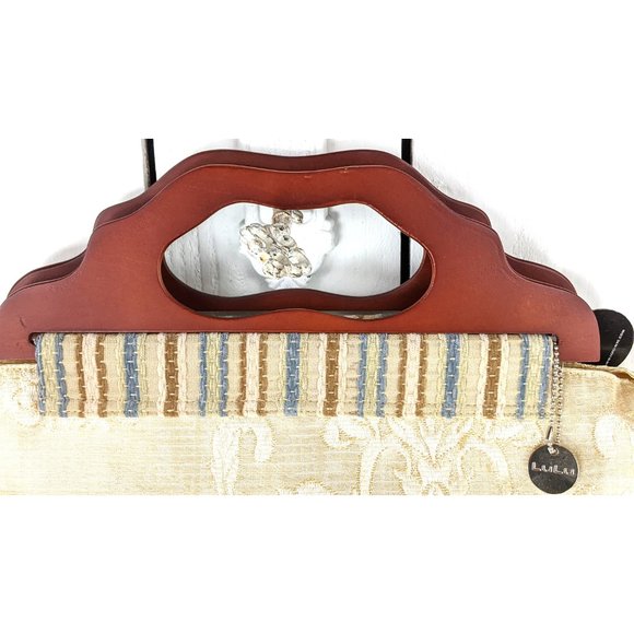 Lulu ivory tapestry damask floral wood handle hand bag purse - Picture 4 of 5